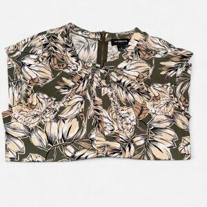 women's Size Medium Green floral blouse with zipper